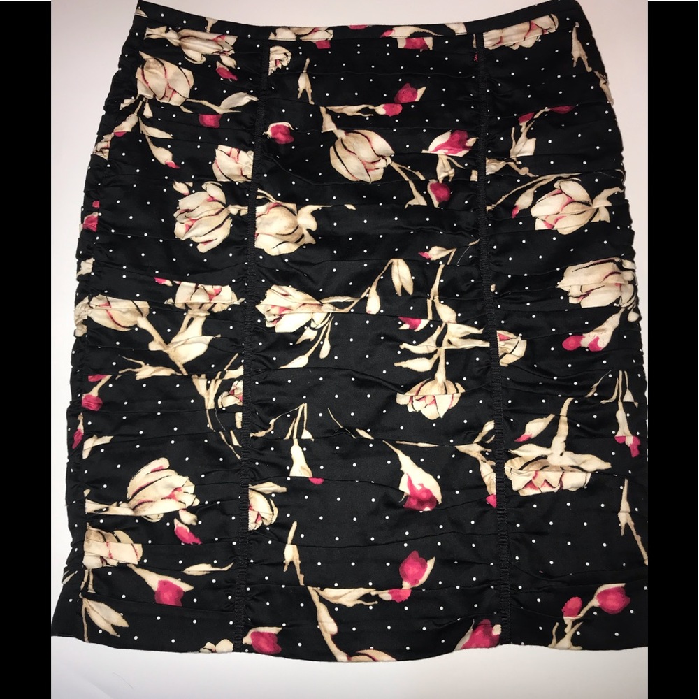 Size 6 floral skirt